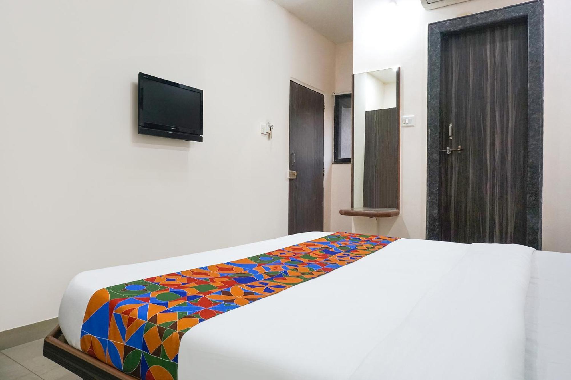 Fabhotel Rachana Residency - Nr Shivaji Nagar Metro Station Pune Exterior foto