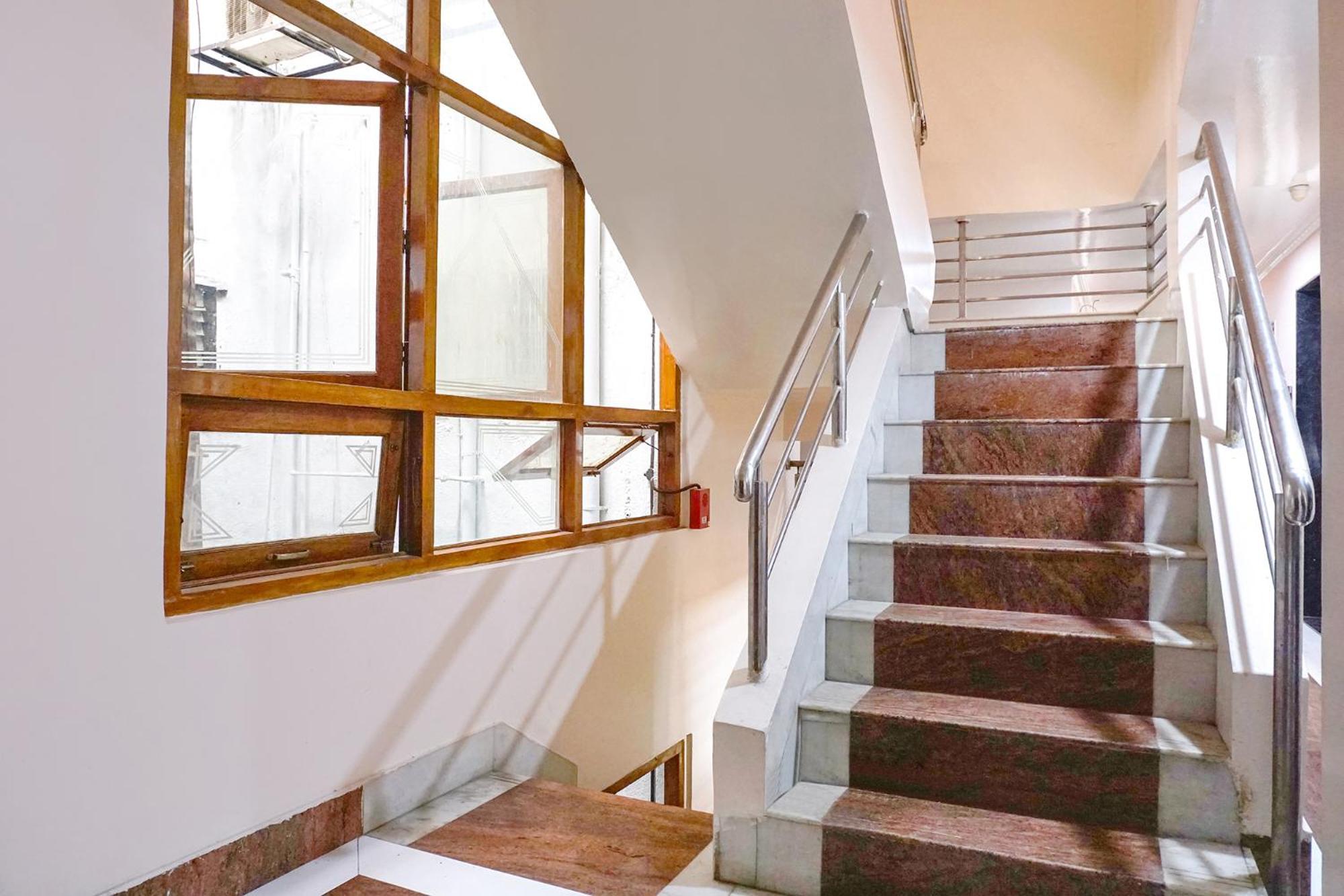 Fabhotel Rachana Residency - Nr Shivaji Nagar Metro Station Pune Exterior foto